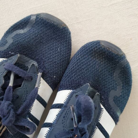 Adidas Navy Tennis Shoes toddler 9 - Picture 4 of 7